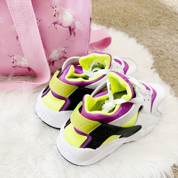 Nike Huarache - Picture 2 of 7